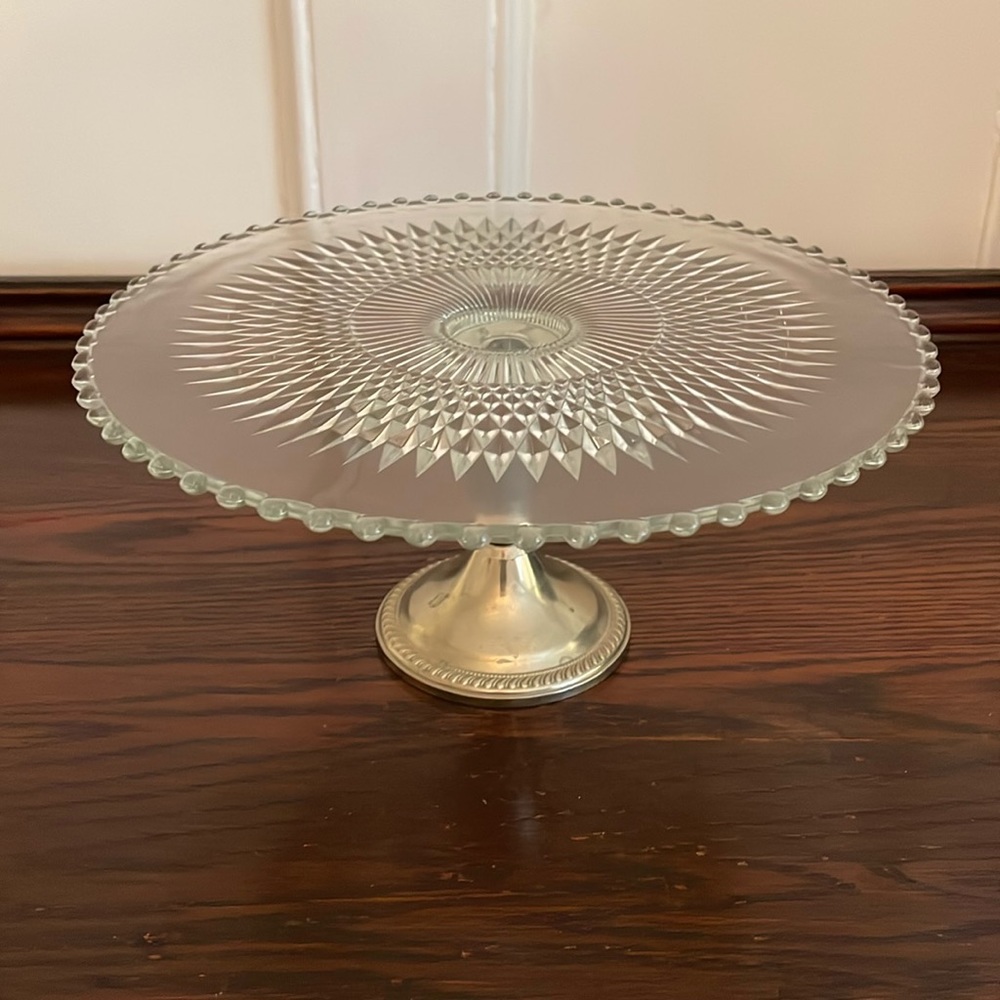 Vintage Shrewsbury Hallowware Cakestand